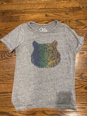 CHASER Gray Tee with Multicolor Tiger Graphic